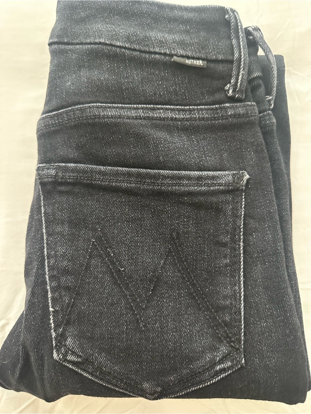 MOTHER Skinny Jeans in Washed Black